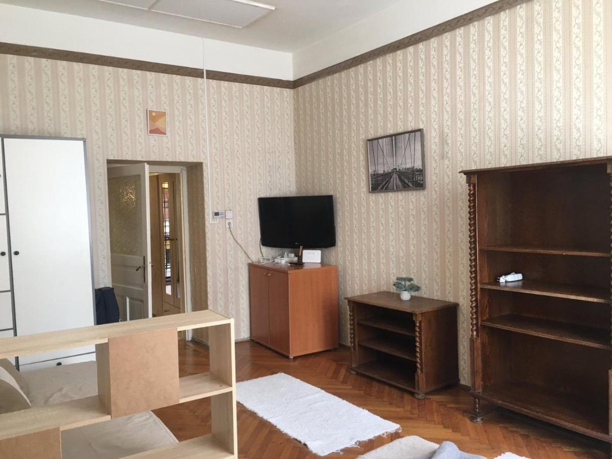 Cozy Flat At Stadionok M Station Budapesta Exterior foto
